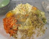 Foto del paso 1 de la receta: Tortilla de arroz con sorpresas 🧀🍳