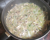 Foto del paso 4 de la receta: Guiso de pollo con champiñones y arroz blanco