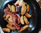 Foto del passaggio 6 della ricetta Tentacoli di wurstel e patate prezzemolate