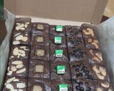 Foto langkah ke 5 dari resep Fudgy Brownies Sekat.