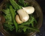 A picture of step 1 of Green pulao.