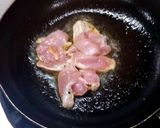 รูปขั้นตอนการทำที่ 4 ของ ไก่ผัดมันฝรั่งกระเทียม
