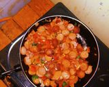 A picture of step 5 of Pan fried potatoes and sausages.