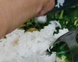 Foto langkah ke 5 dari resep Nasi goreng Sat Set.