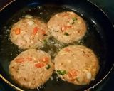 A picture of step 3 of Chapli kabab.