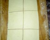 A picture of step 3 of Puff pastry Beef box.