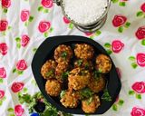 A picture of step 4 of Sabudana vada.