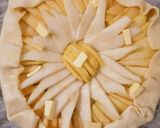 Une image de l'étape 4 de Tarte aux pommes et poires🍏🍐.