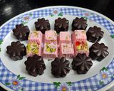 A picture of step 5 of Rose Pistachio & Dryfruit Chocolate.