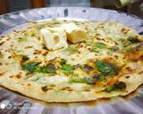 Spring Onion Parantha recipe step 4 photo