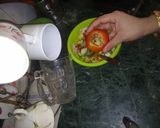 A picture of step 5 of Tomato Cups Sprout Salad.