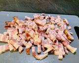 Spenótos-sonkás-tejszínes tészta recept fázis 1 fotója