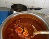 A picture of step 9 of Spaghetti pedas Singapore.