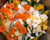 Foto del paso 2 de la receta: Pollo en salsa