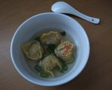 A picture of step 7 of Wonton Soup.