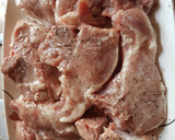 Foto del paso 1 de la receta: Chuletas de cerdo al sartén con guarnición