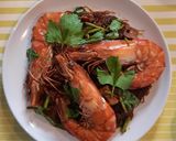 รูปขั้นตอนการทำที่ 3 ของ "กุ้งอบวุ้นเส้น" 🦐🦐 Baked Black Tiger Shrimp with Glass Noodle