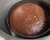 चॉकलेट केक (chocolate cake recipe in marathi) रेसिपी स्टेप 7 फोटो