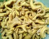 Foto langkah ke 2 dari resep Usus Ayam Bumbu kuning pedass.
