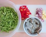 Foto langkah ke 1 dari resep Tumis Buncis Udang Saos Tiram Kilat.