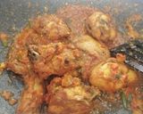 Gambar langkah 3 resipi Ayam Sambal Terung Goreng.