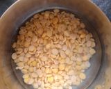A picture of step 1 of Mix Veg Lentil Soup.