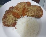 รูปขั้นตอนการทำที่ 10 ของ หมูชุบเกล็ดขนมปังทอด ราดซอสเขียวหวาน (ผงสำเร็จรูป)