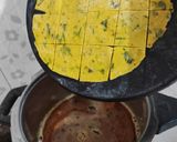 ગુવાર કોથમીરની ઢોકળી (Clusterbean Coriander Dhokli Recipe in Gujarati) રેસીપી સ્ટેપ3ફોટો