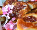 Foto del paso 4 de la receta: Facturas de manteca con membrillo y batata🧉