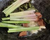 Foto langkah ke 1 dari resep Ayam Kecap Manis.