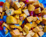 Foto del paso 2 de la receta: PASTEL SALADO DE COLIFLOR Y CALABAZA 🤩😋😋 CON MUCHO QUESO 🧀 🥦🥦🧅🫑🎃🧀🍲