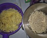 Foto langkah ke 2 dari resep Hash brown simpel 3 bahan sederhana.