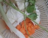 Foto langkah ke 1 dari resep Sop Ayam Klaten Pak Min.