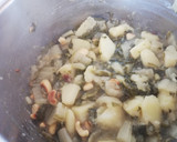 Foto del paso 3 de la receta: Acelgas al ajillo con anacardos