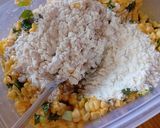 Foto langkah ke 3 dari resep Perkedel Jagung Solasi.