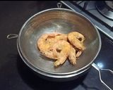Gambar langkah 2 resipi Butter Prawn #bazaarramadan.