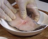 【哇菜影音食譜】清蒸鱈魚的食譜步驟1照片