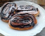 Sós-csokikrémes csiga recept fázis 2 fotója