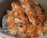 Foto del paso 5 de la receta: Costillas de cerdo en olla lenta con patatas
