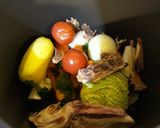 Foto del paso 1 de la receta: Caldo de jamón serrano con verduras