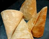 Une image de l'étape 2 de Cônes de wraps avocat, kiwi et truite fumé.