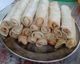 Foto langkah ke 3 dari resep Mozzarella egg Roll.