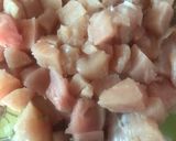 Foto del paso 3 de la receta: Pollo con crema y vino blanco + papas fritas (2x1)