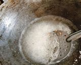 A picture of step 2 of Gond paag.