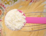 A picture of step 4 of Coconut pie cookies.