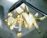 Foto langkah ke 4 dari resep Shiitake Tumis Kecap.