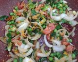 A picture of step 5 of Veggie oats upma.