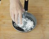 Foto langkah ke 3 dari resep Kue Klepon Devina Hermawan.