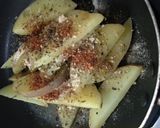 Foto langkah ke 2 dari resep Baked potato wedges.