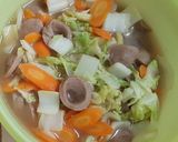 Foto langkah ke 5 dari resep Tumis Sawi Bakso.